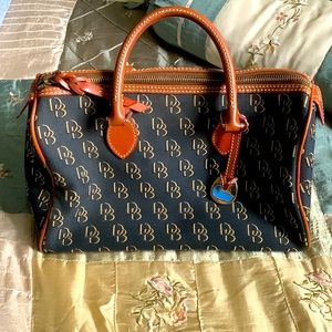 Dooney & Bourke Purse